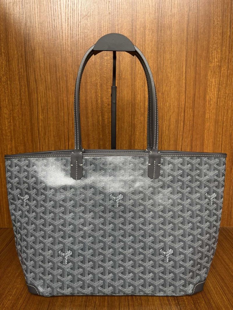 Goyard Shopping Bags